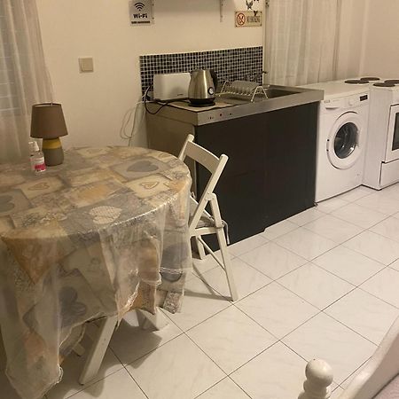 Elena'S Guest House A パ フォス エクステリア 写真